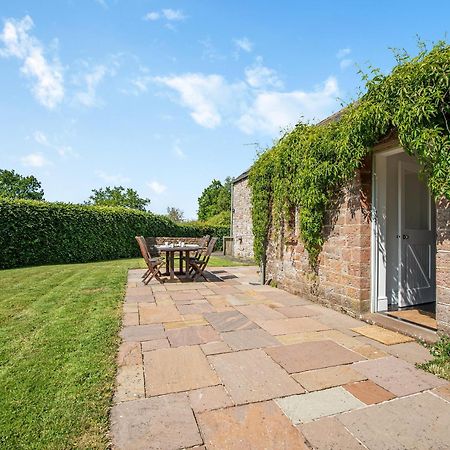 Вилла Haytongate Barn Walton  Экстерьер фото